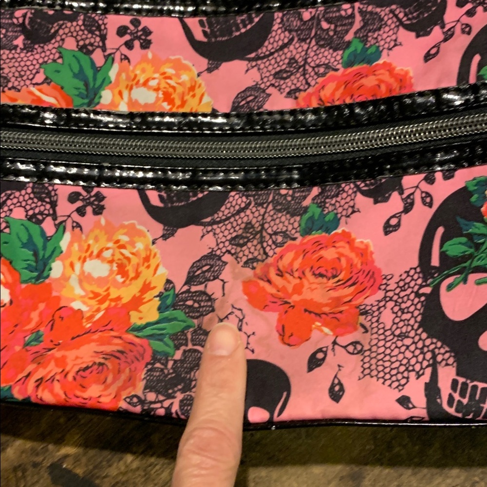 Betsey Johnson Pink Floral Skulls and Roses Crossbody Bag - Picture 16 of 16